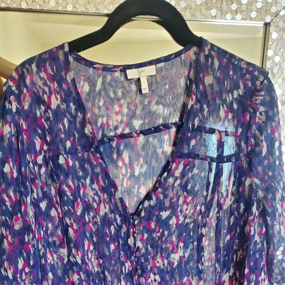 Joie 100% silk Blouse So beautifull 😍